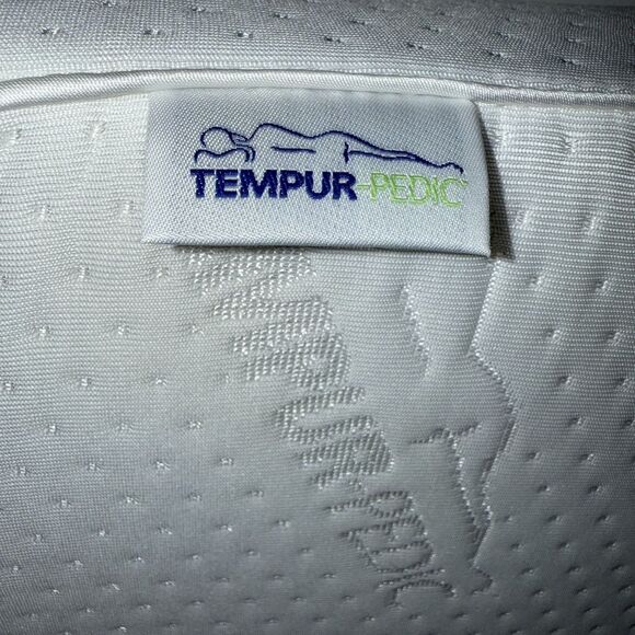 Tempur-Pedic TEMPUR-Ergo Neck Pillow Firm Support, Standard Size, White NEW - Picture 3 of 4